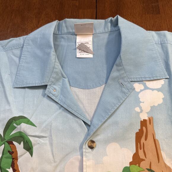 Disney Store Shirt Large Hawaiian Mickey Donald Goofy Surfing Beach 100% Cotton - Picture 3 of 10